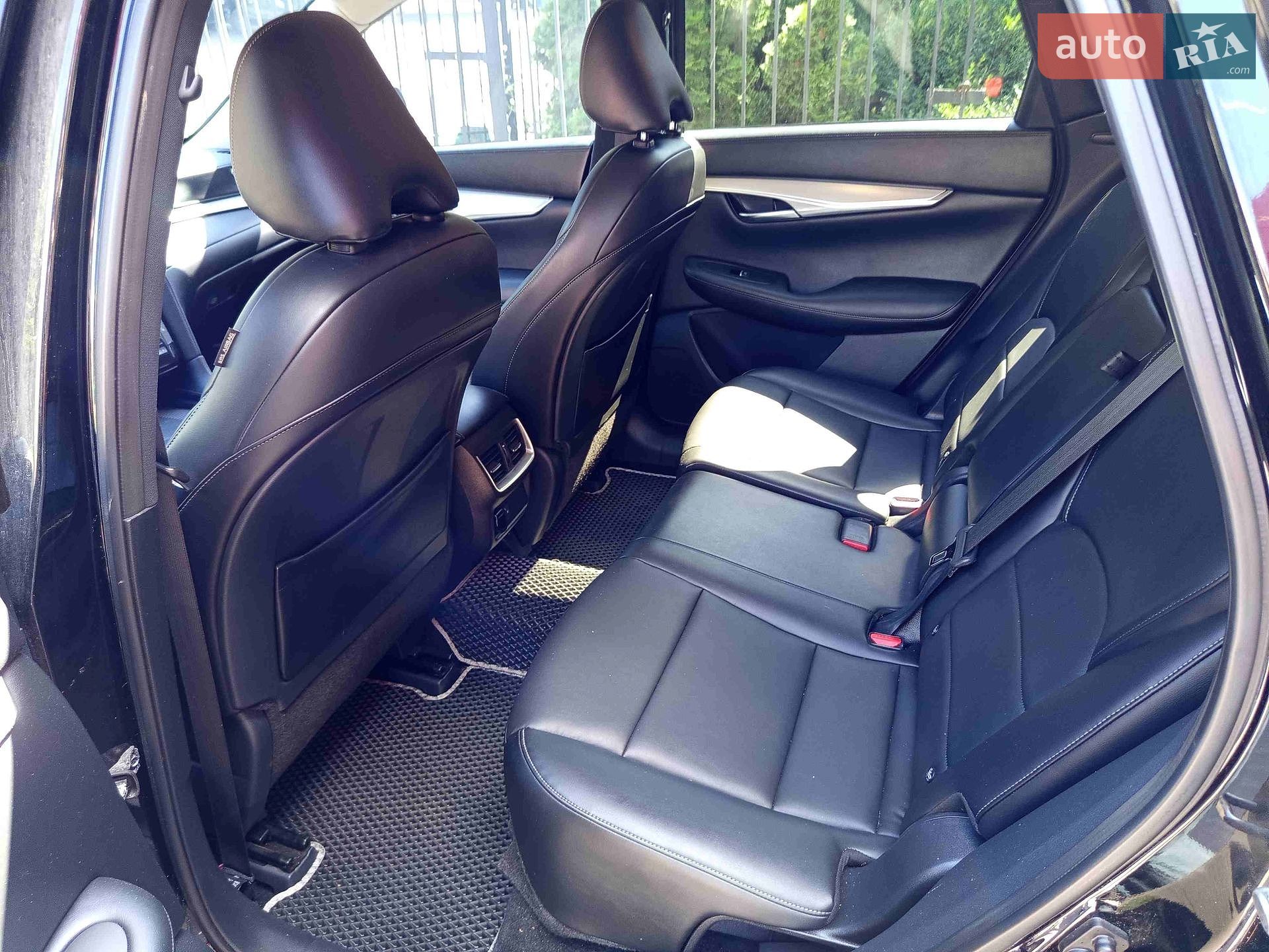 Infiniti QX50 2020 VIN 3PCAJ5M12LF116713 фото оголошення 17 з 40
