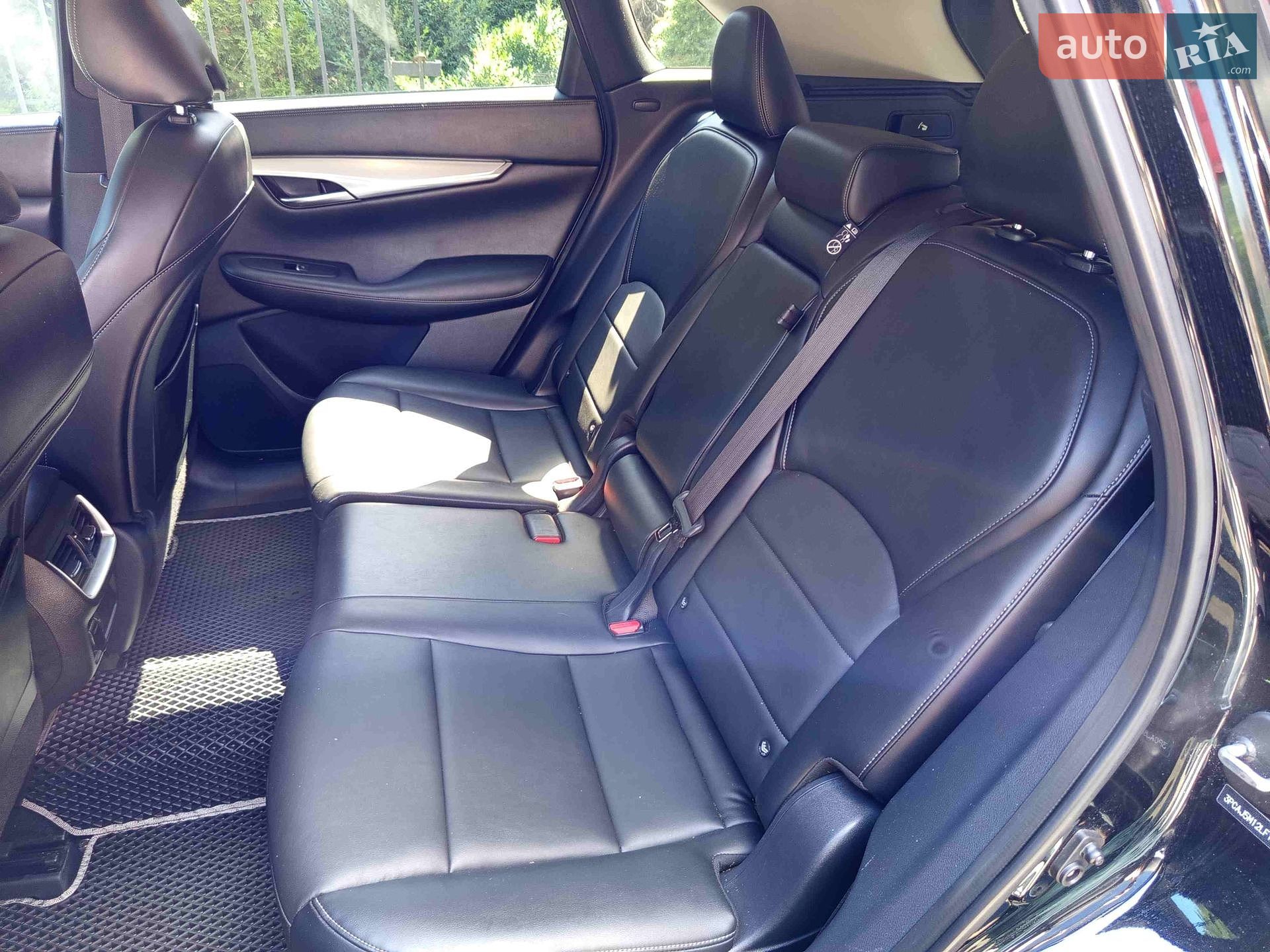 Infiniti QX50 2020 VIN 3PCAJ5M12LF116713 фото оголошення 19 з 40