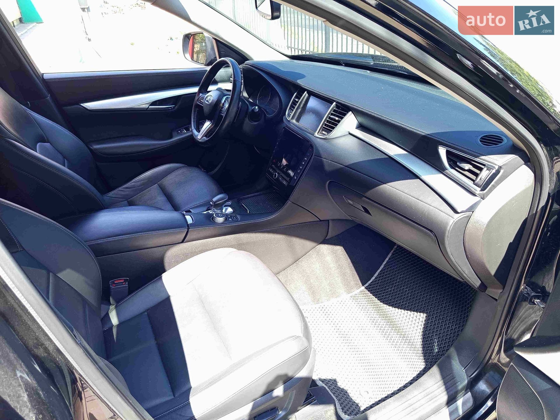 Infiniti QX50 2020 VIN 3PCAJ5M12LF116713 фото оголошення 20 з 40
