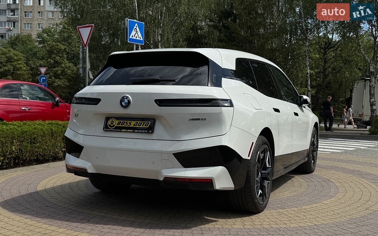 BMW iX 2024 VIN WB523CF07SCT17117 фото оголошення 8 з 48