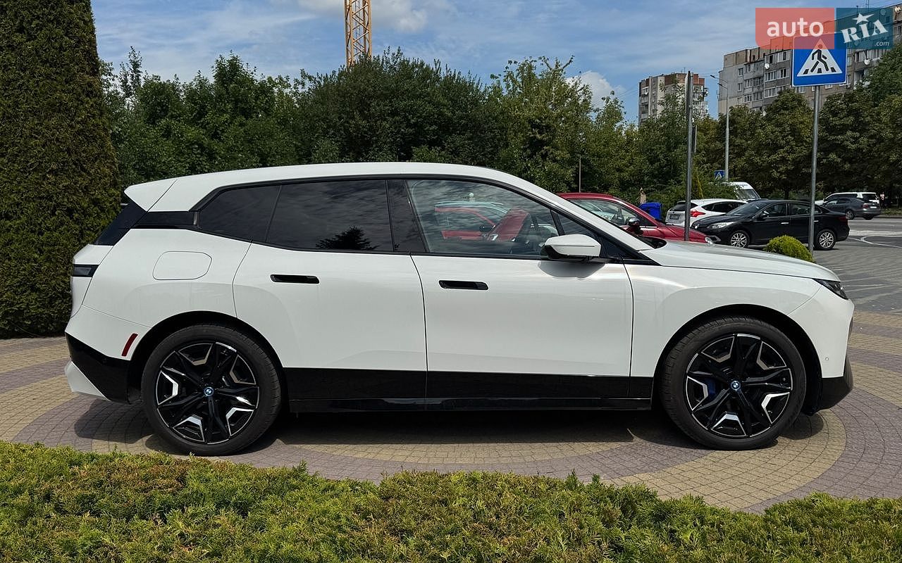 BMW iX 2024 VIN WB523CF07SCT17117 фото оголошення 9 з 48