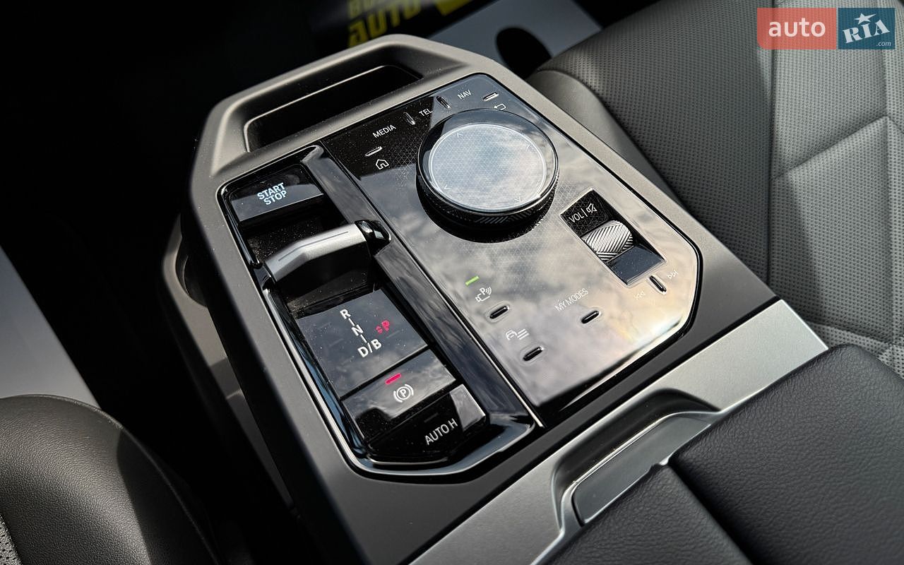 BMW iX 2024 VIN WB523CF07SCT17117 фото оголошення 23 з 48