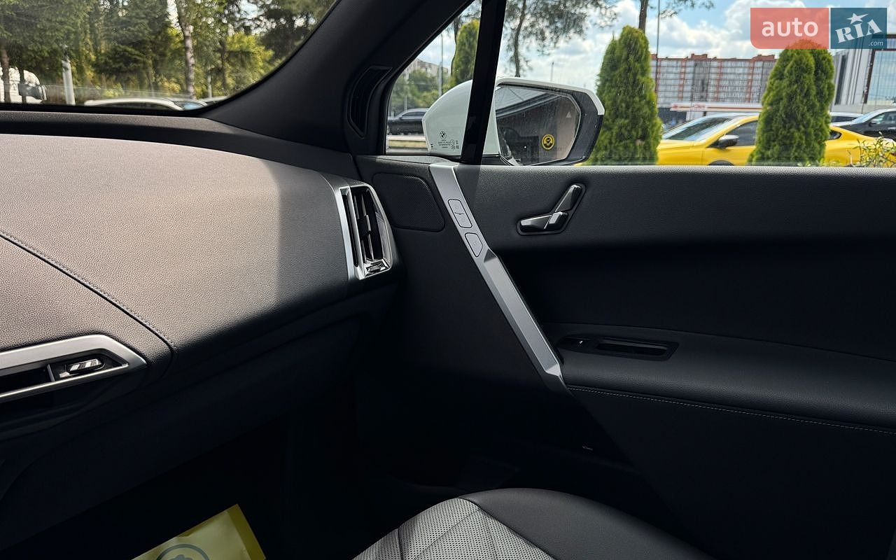 BMW iX 2024 VIN WB523CF07SCT17117 фото оголошення 37 з 48