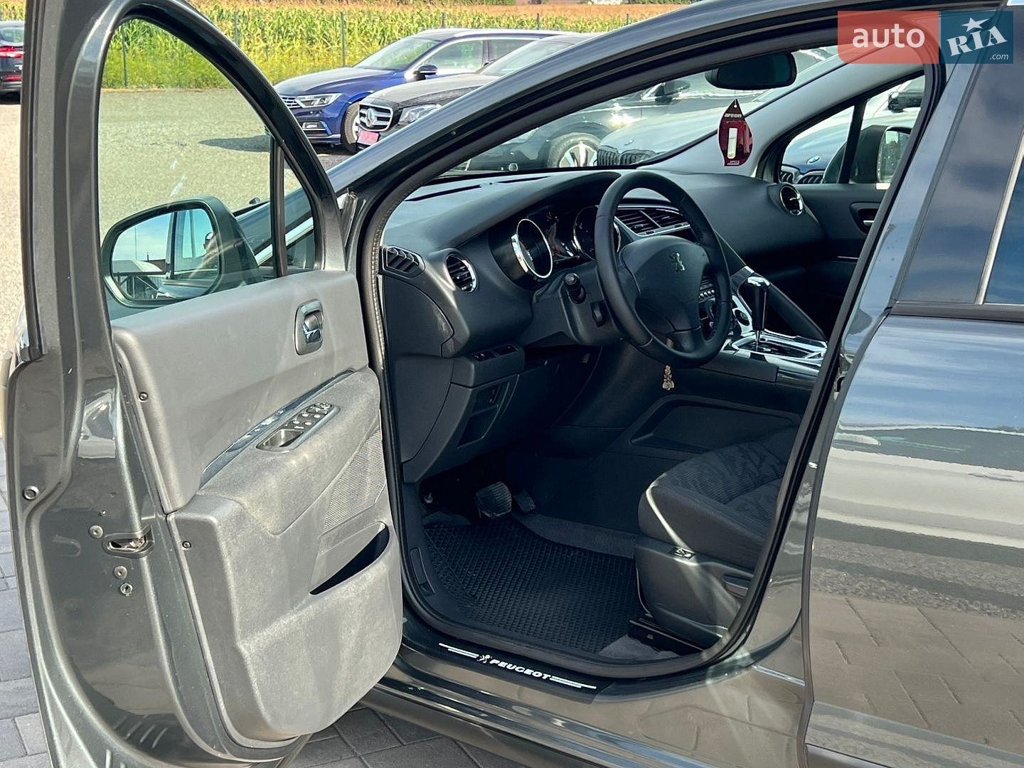 Peugeot 3008 2013 VIN VF30URHHADS008504 фото оголошення 17 з 48