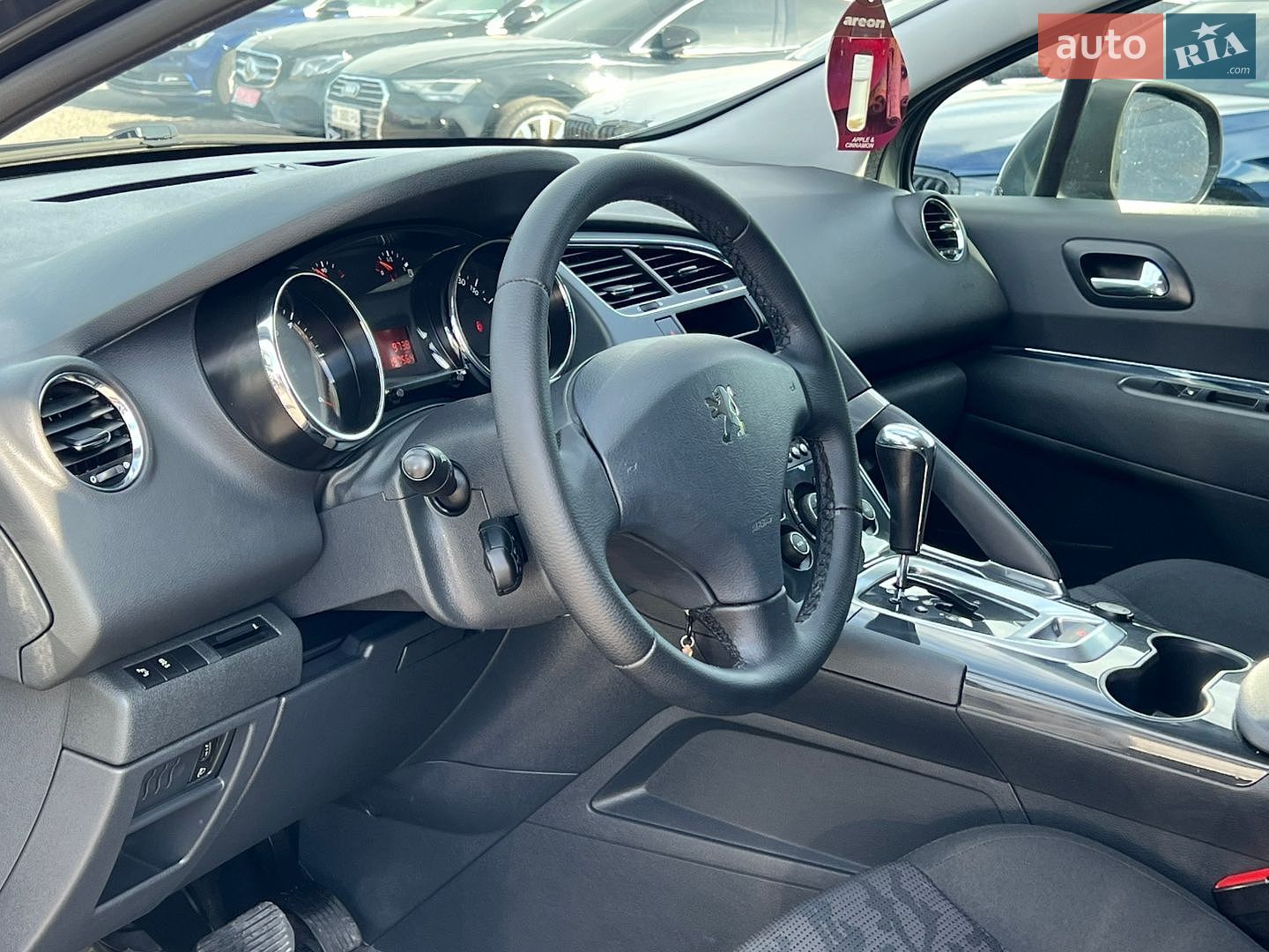 Peugeot 3008 2013 VIN VF30URHHADS008504 фото оголошення 18 з 48