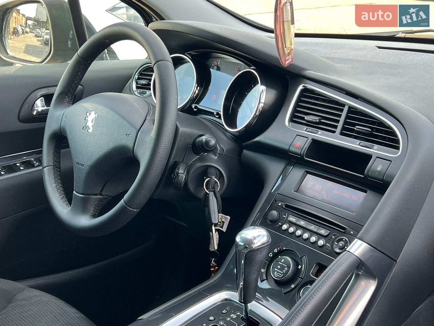 Peugeot 3008 2013 VIN VF30URHHADS008504 фото оголошення 19 з 48
