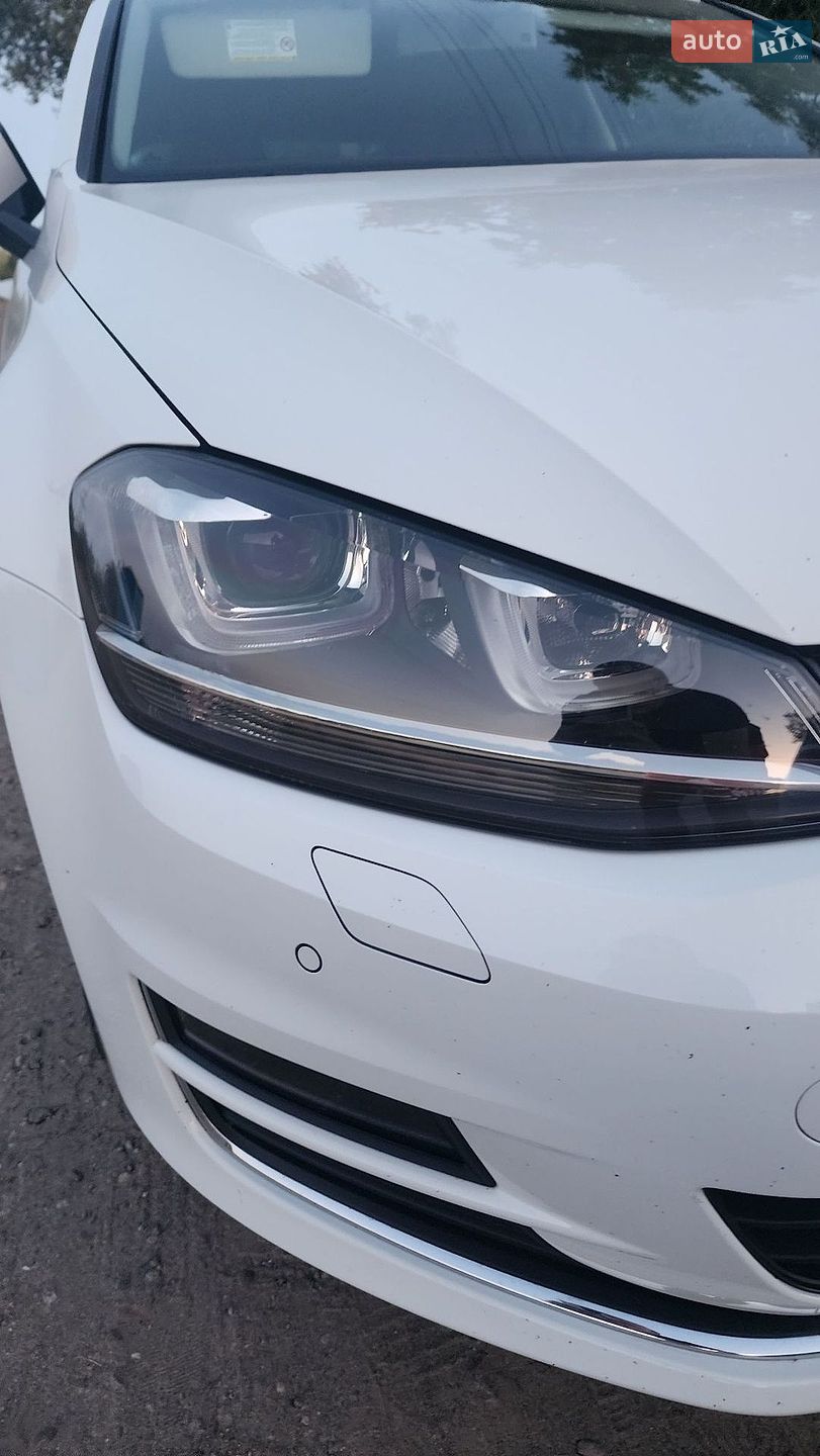 Volkswagen Golf 2013 VIN WVWZZZAUZEW064522 фото оголошення 8 з 19