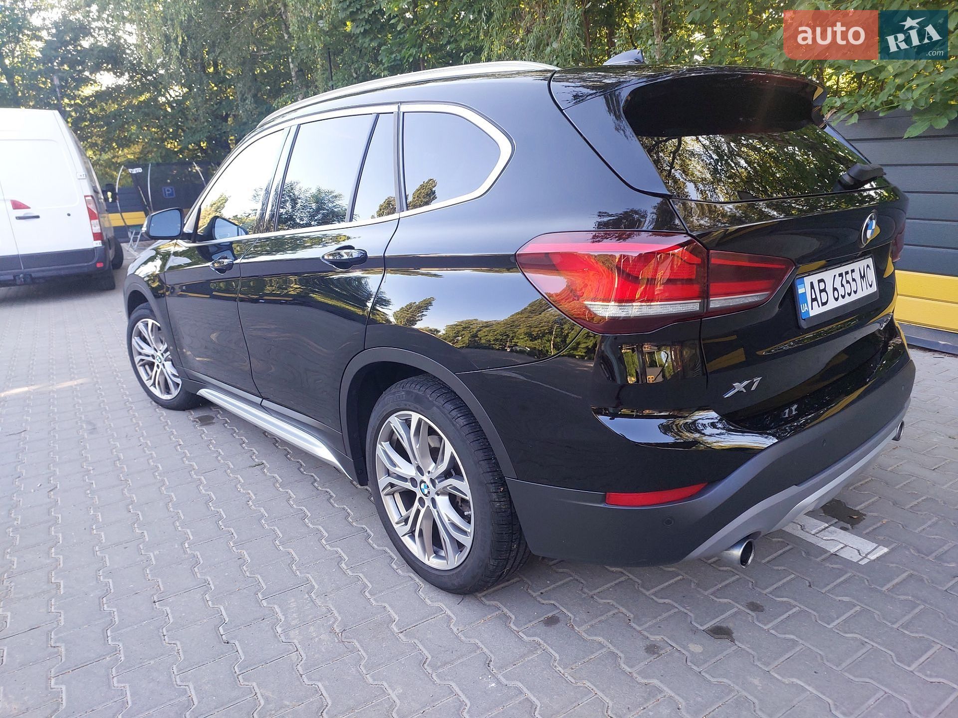 BMW X1 2019 VIN WBXHT3C51K3H34964 фото оголошення 3 з 21
