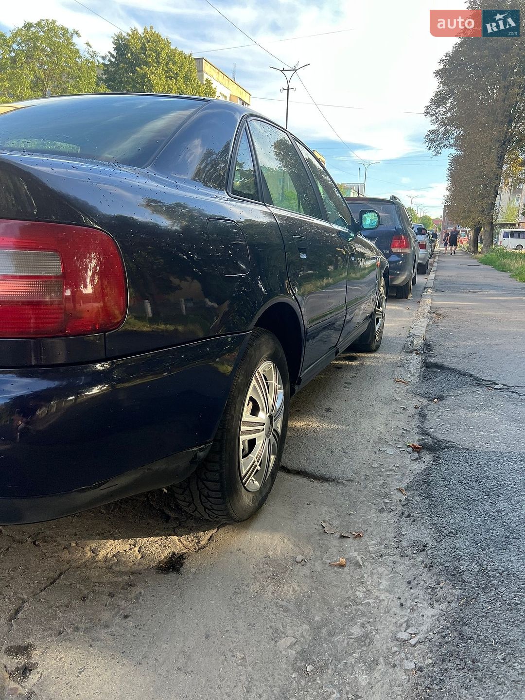 Audi A4 1997 VIN WAUZZZ8DZVA041015 фото оголошення 3 з 4
