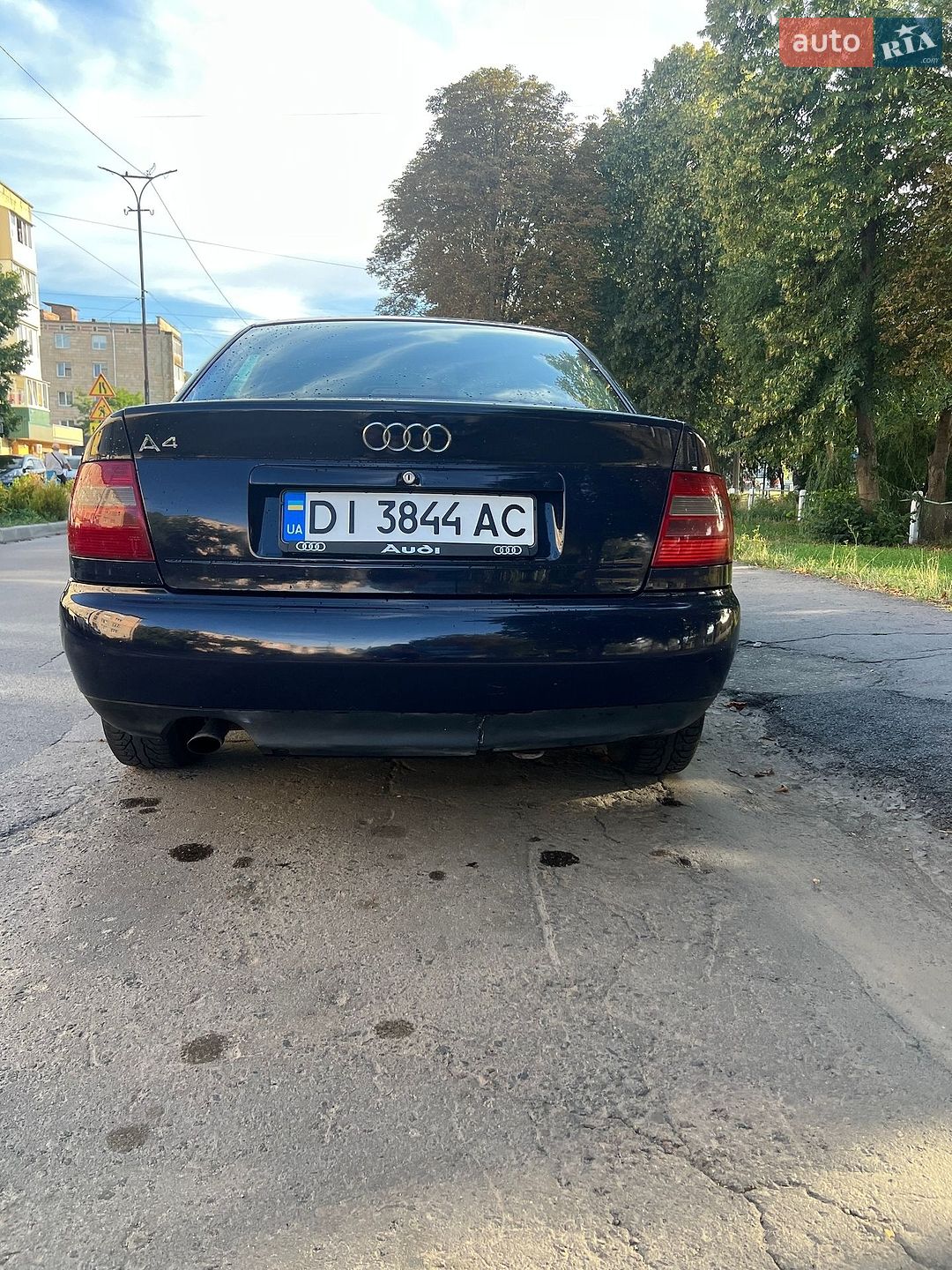 Audi A4 1997 VIN WAUZZZ8DZVA041015 фото оголошення 4 з 4