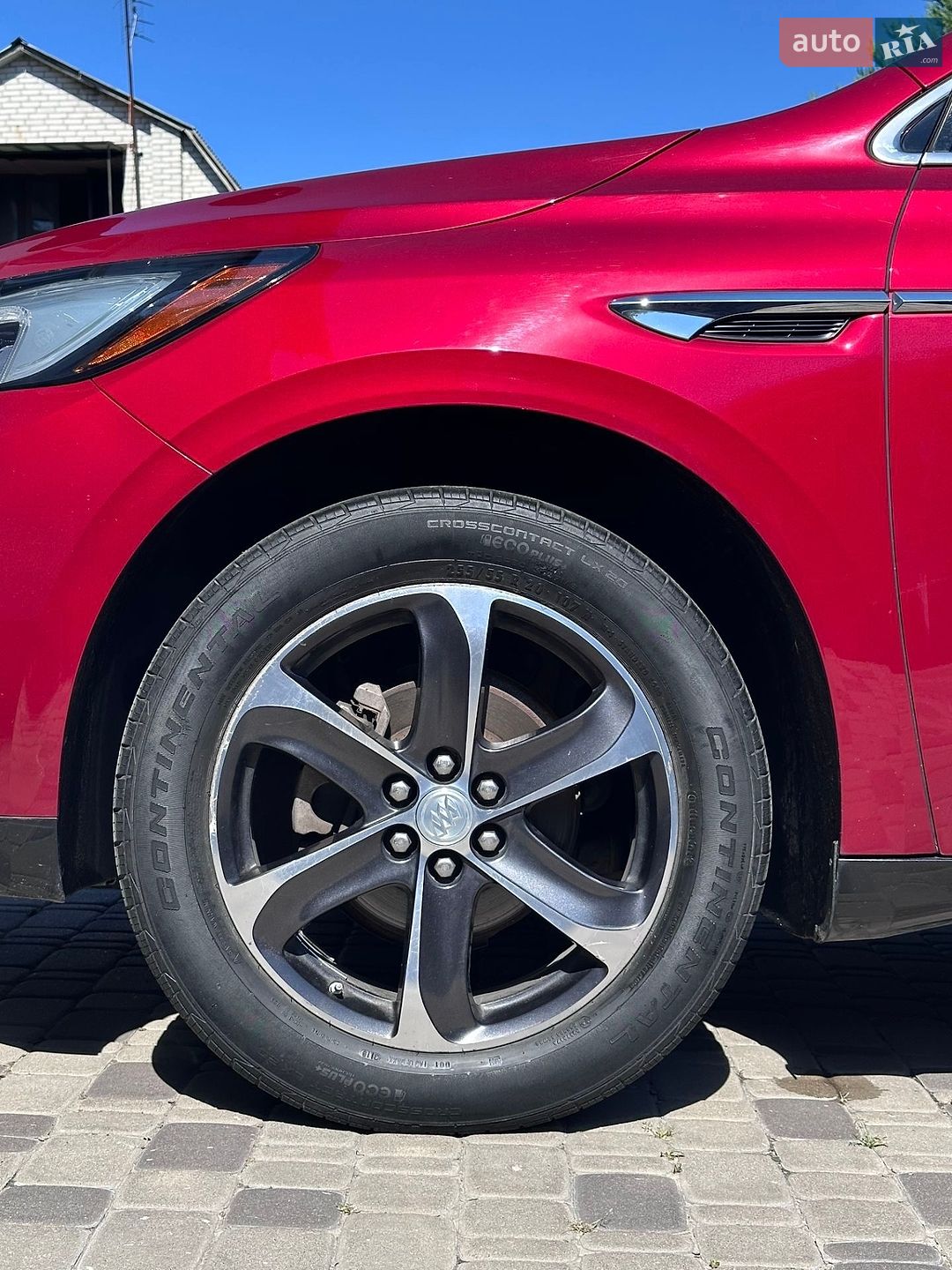 Buick Enclave 2019 VIN 5GAEVAKW6LJ143033 фото оголошення 3 з 29