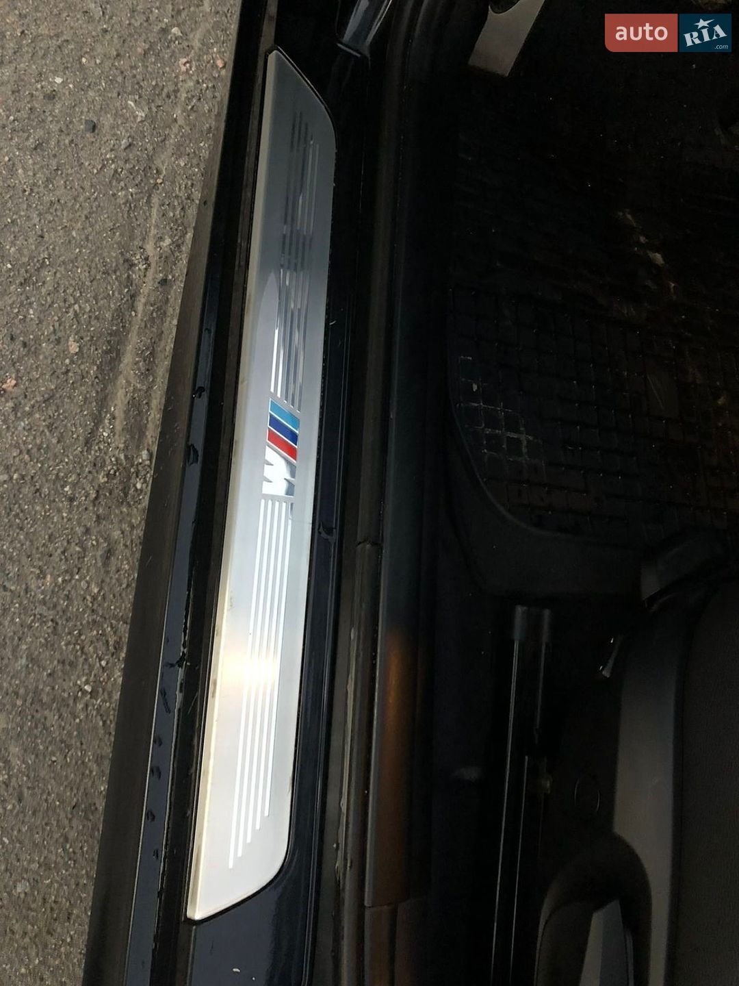 BMW 1 Series 2009 VIN WBAUH31020E401978 фото оголошення 27 з 32