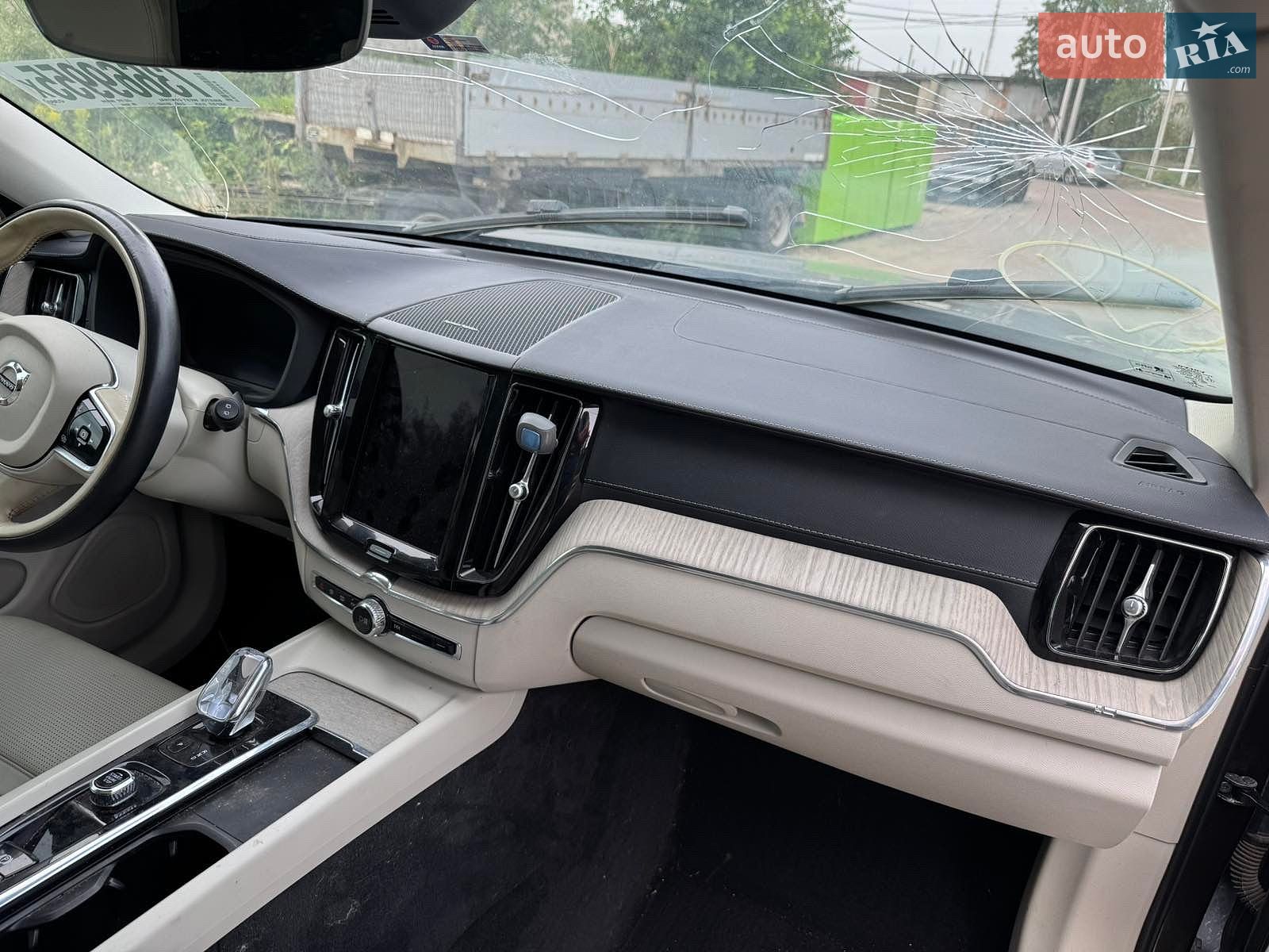 Volvo XC60 2022 VIN YV4L12DL2N1945444 фото оголошення 21 з 22