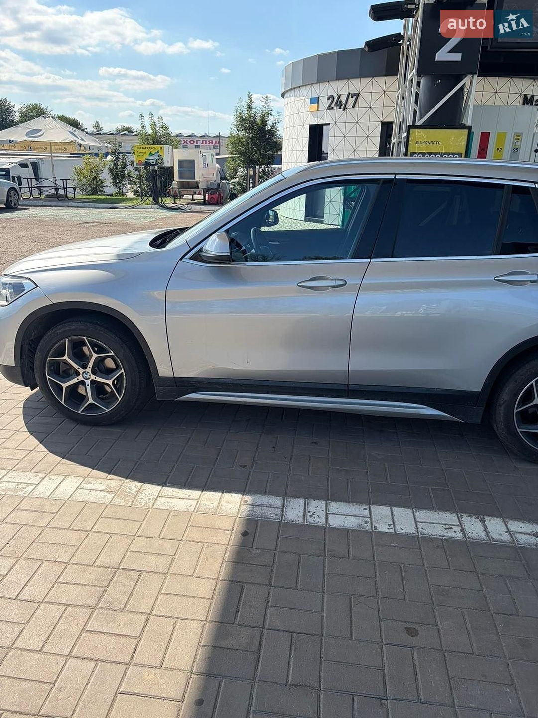 BMW X1 2018 VIN WBXHT3C56K3H34216 фото оголошення 3 з 7