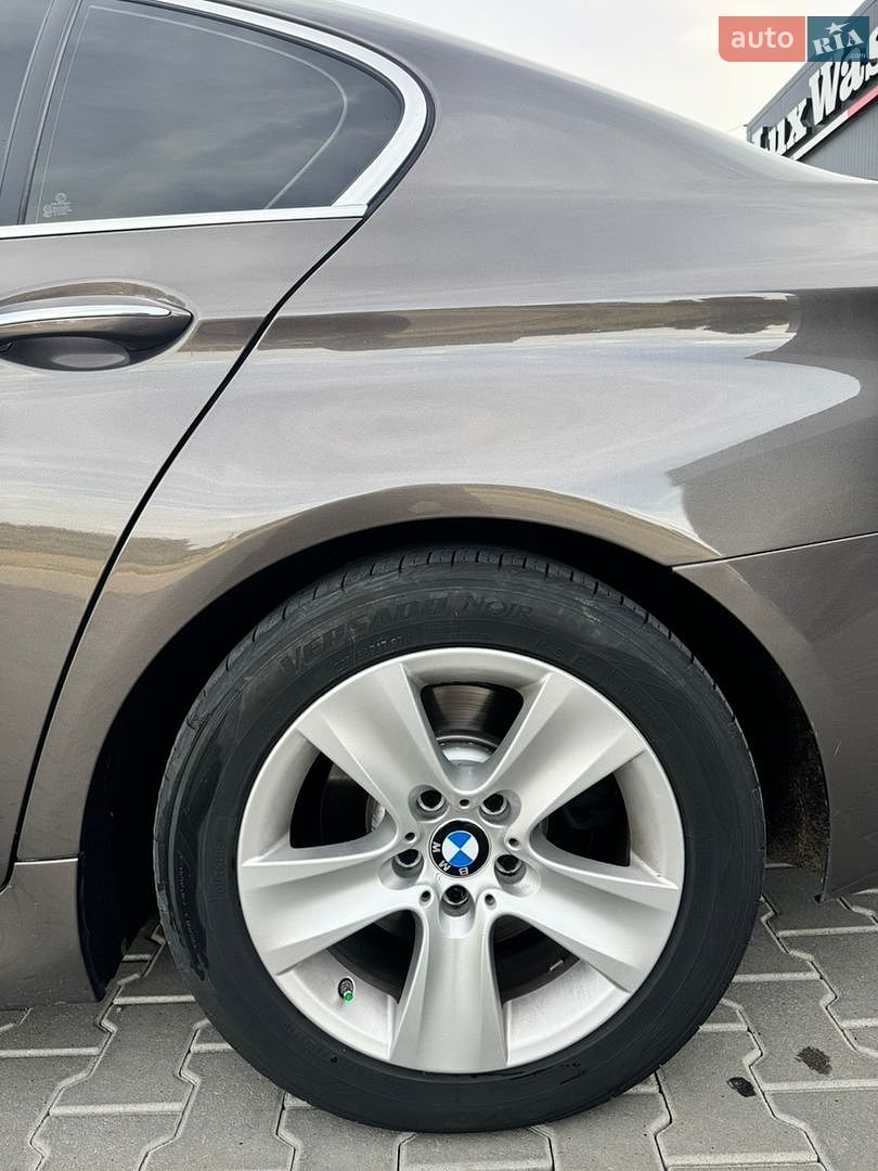 BMW 5 Series 2012 VIN WBAXH5C58DDW13104 фото оголошення 28 з 52