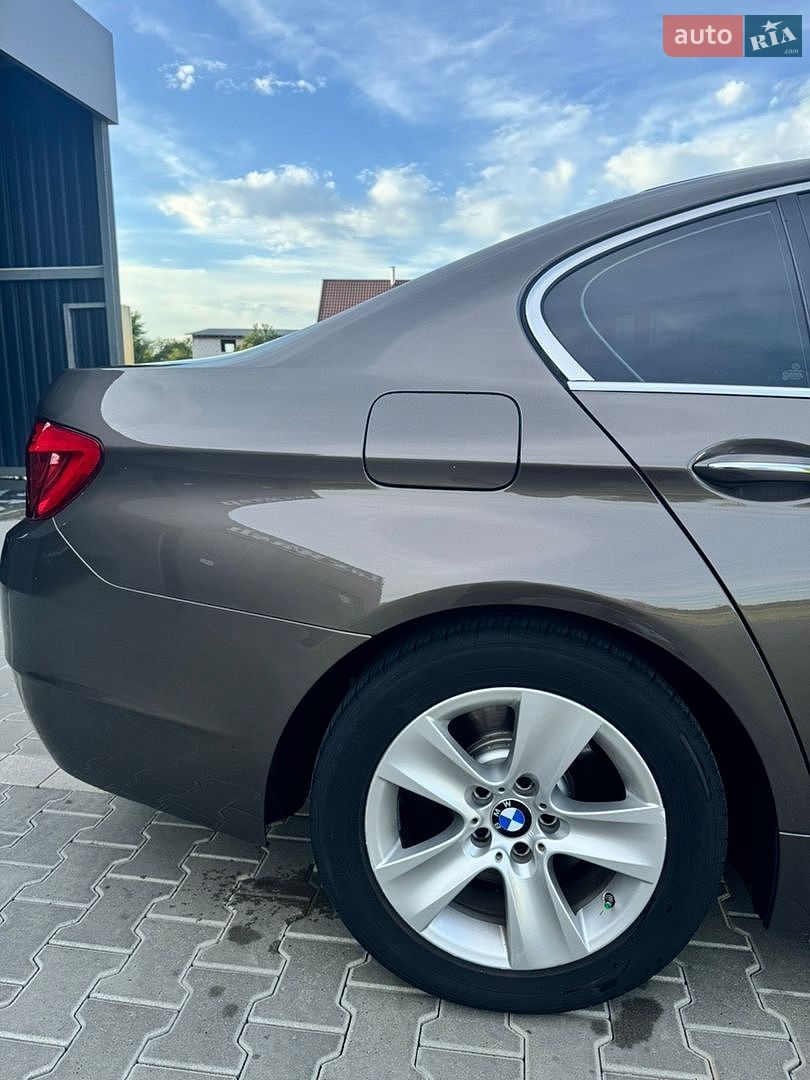 BMW 5 Series 2012 VIN WBAXH5C58DDW13104 фото оголошення 31 з 52