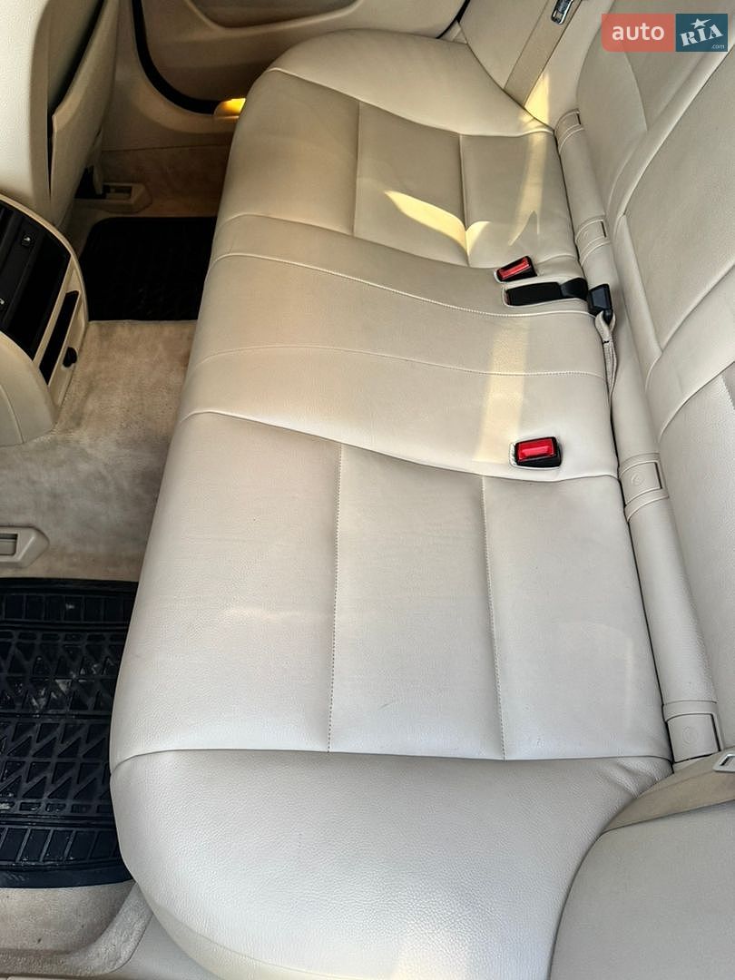 BMW 5 Series 2012 VIN WBAXH5C58DDW13104 фото оголошення 39 з 52