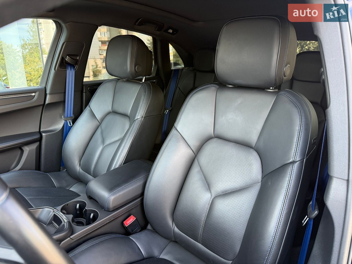 Porsche Macan 2024 VIN WP1ZZZ95ZRLB17571 фото оголошення 17 з 40