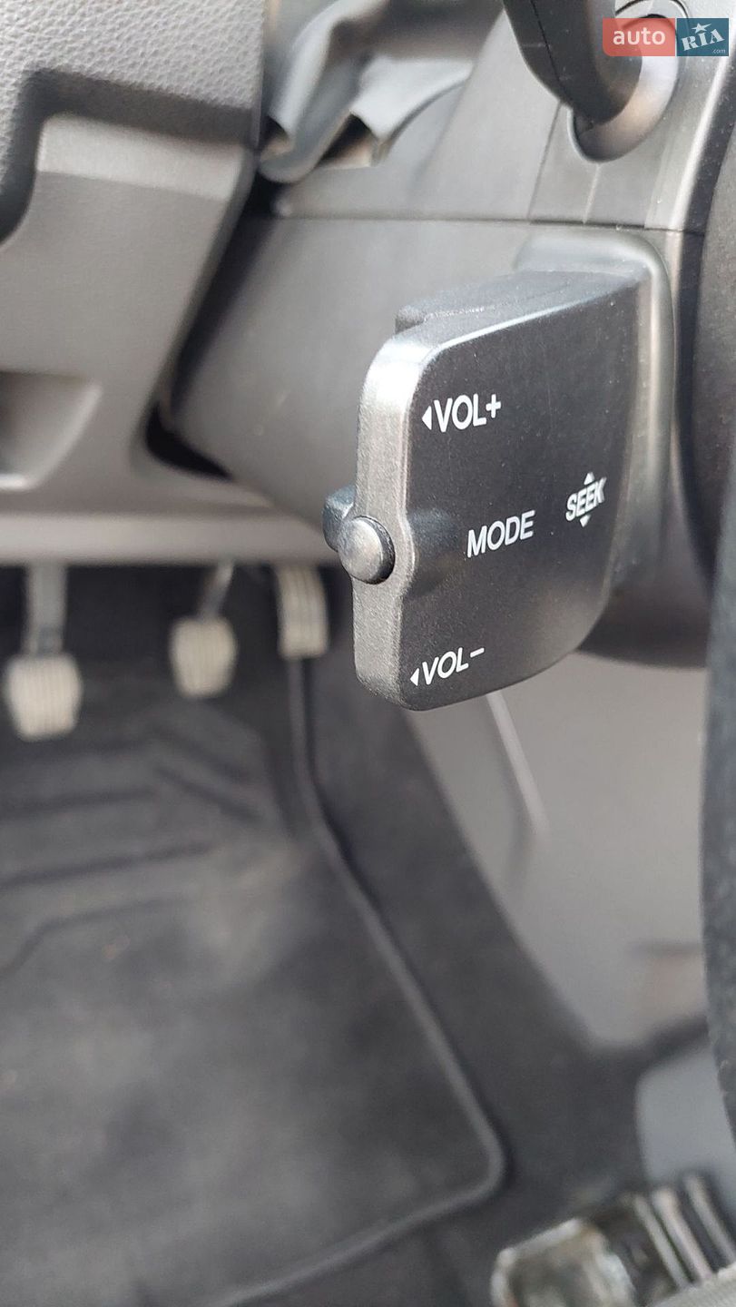 Ford C-Max 2009 VIN WF0EXXGCDE9B45841 фото оголошення 17 з 39
