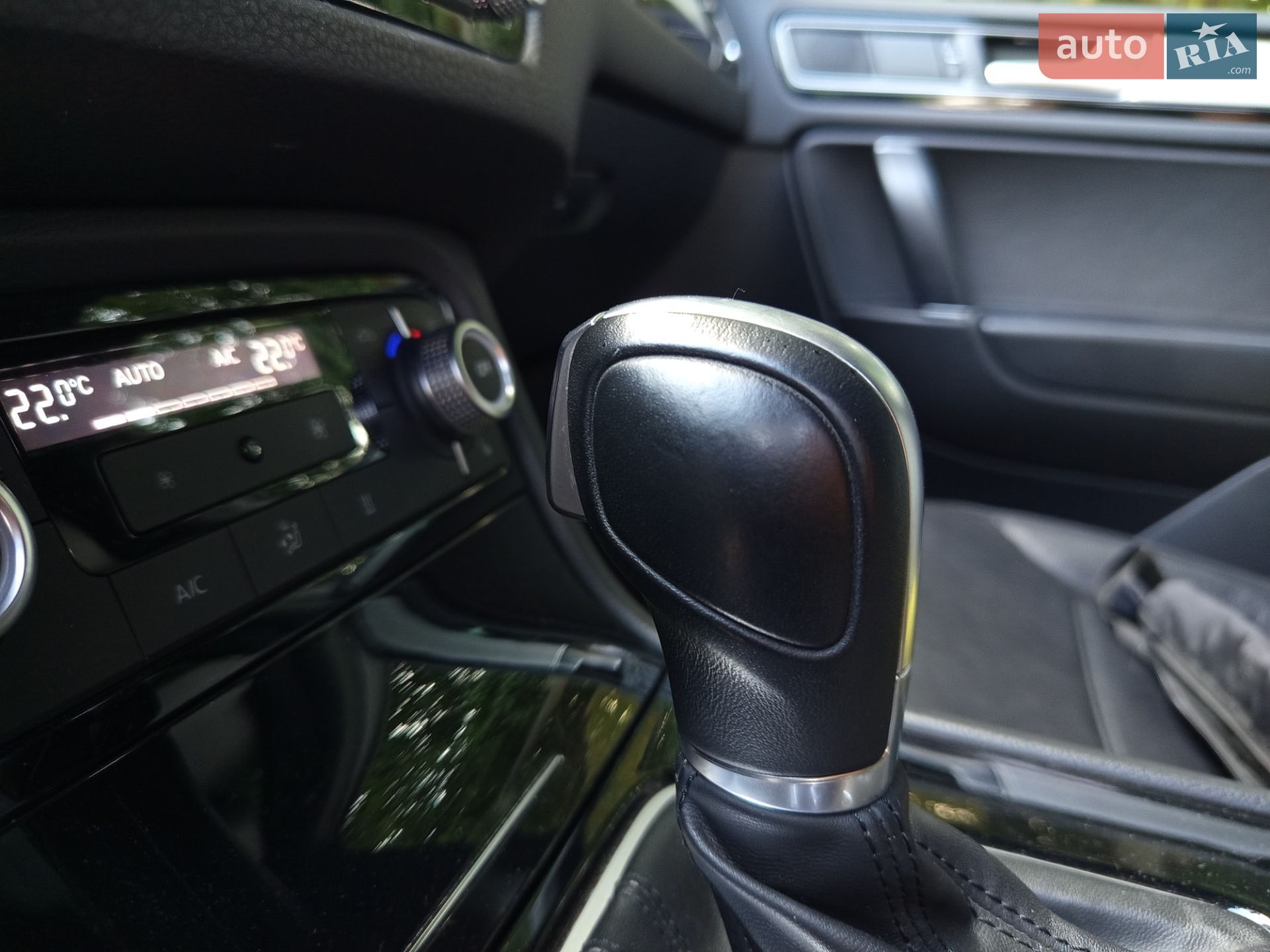 Volkswagen Touareg 2015 VIN WVGZZZ7PZGD018531 фото оголошення 35 з 59
