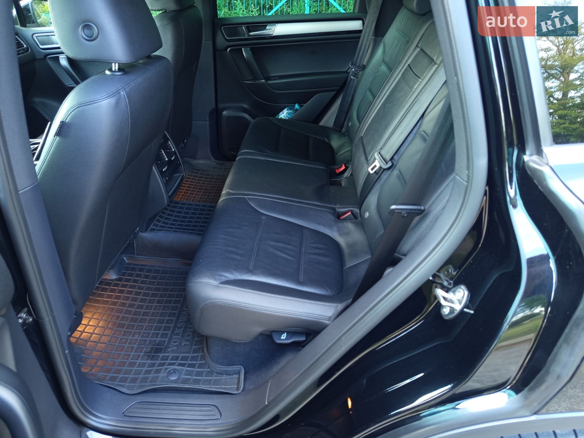 Volkswagen Touareg 2015 VIN WVGZZZ7PZGD018531 фото оголошення 38 з 59