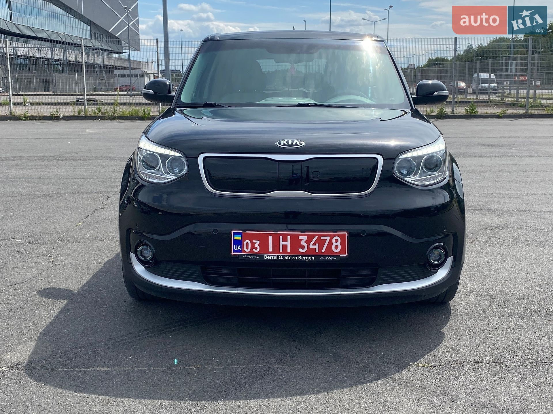 Kia Soul 2018 VIN KNAJX81EFJ7032078 фото оголошення 2 з 37