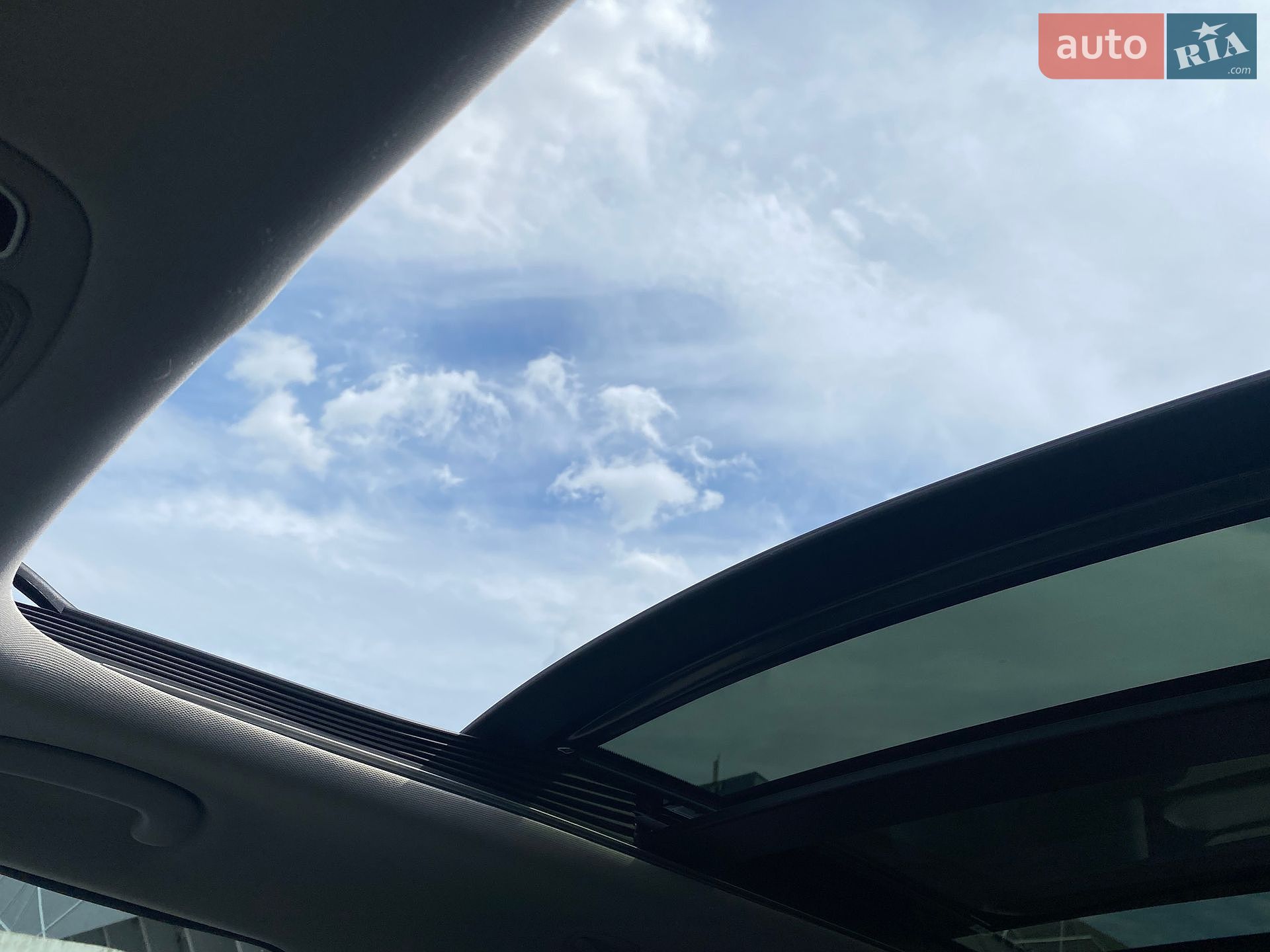 Kia Soul 2018 VIN KNAJX81EFJ7032078 фото оголошення 30 з 37