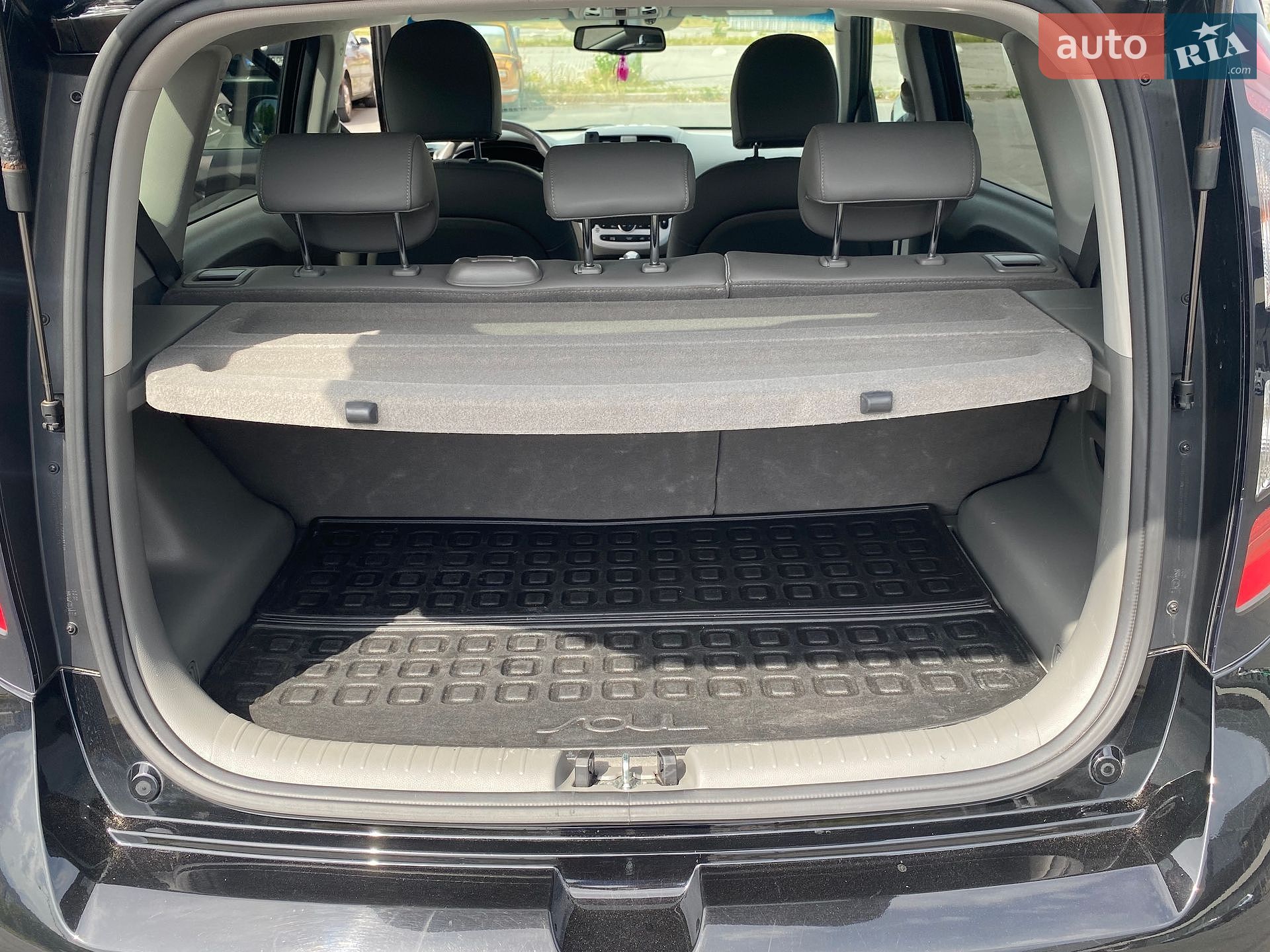 Kia Soul 2018 VIN KNAJX81EFJ7032078 фото оголошення 33 з 37