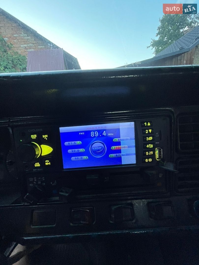 Volkswagen Passat 1986 VIN WVWZZZ32ZGE093075 фото оголошення 40 з 80