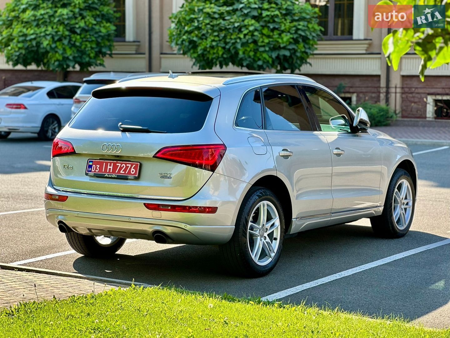 Audi Q5 2017 VIN WA1L2AFP3HA023404 фото оголошення 8 з 71