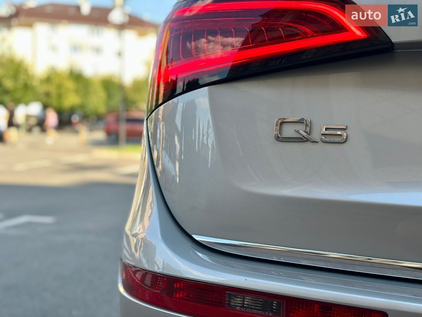 Audi Q5 2017 VIN WA1L2AFP3HA023404 фото оголошення 24 з 71