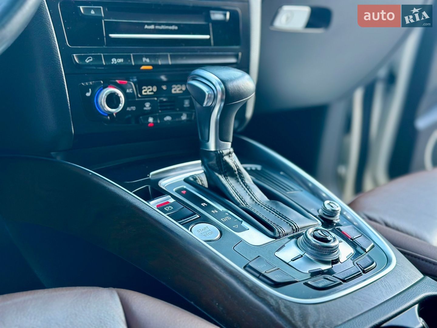 Audi Q5 2017 VIN WA1L2AFP3HA023404 фото оголошення 39 з 71