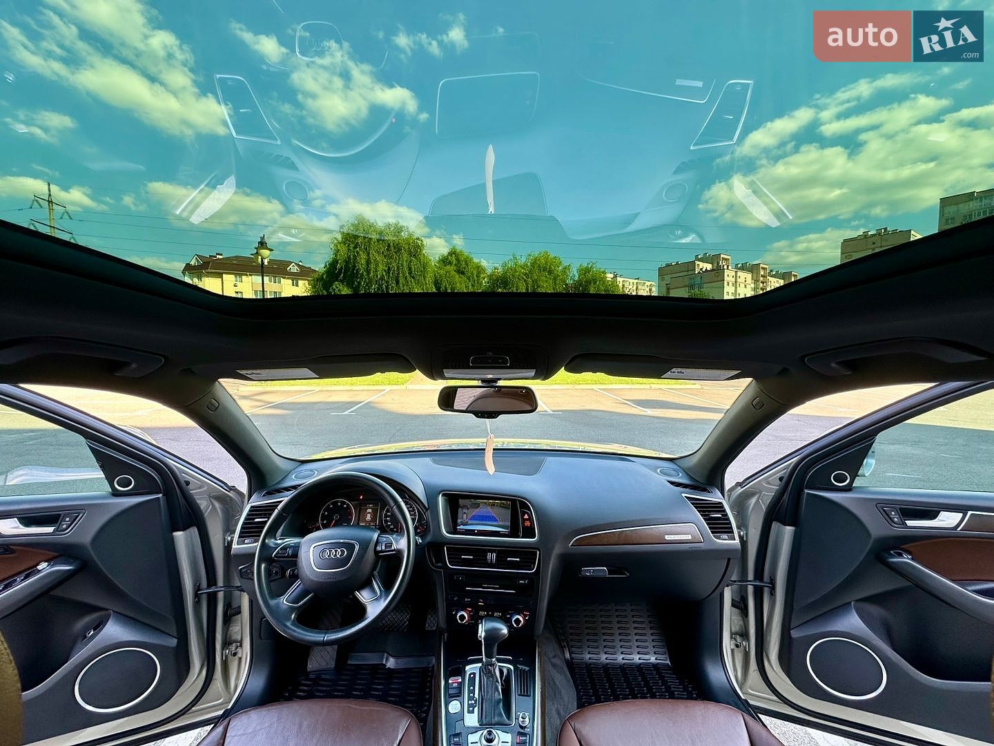 Audi Q5 2017 VIN WA1L2AFP3HA023404 фото оголошення 47 з 71