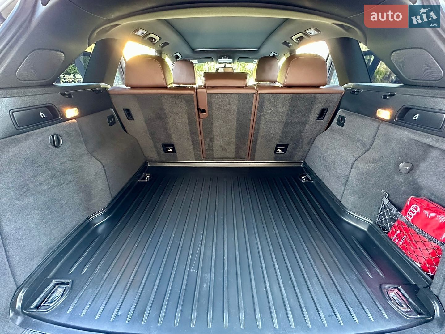 Audi Q5 2017 VIN WA1L2AFP3HA023404 фото оголошення 66 з 71