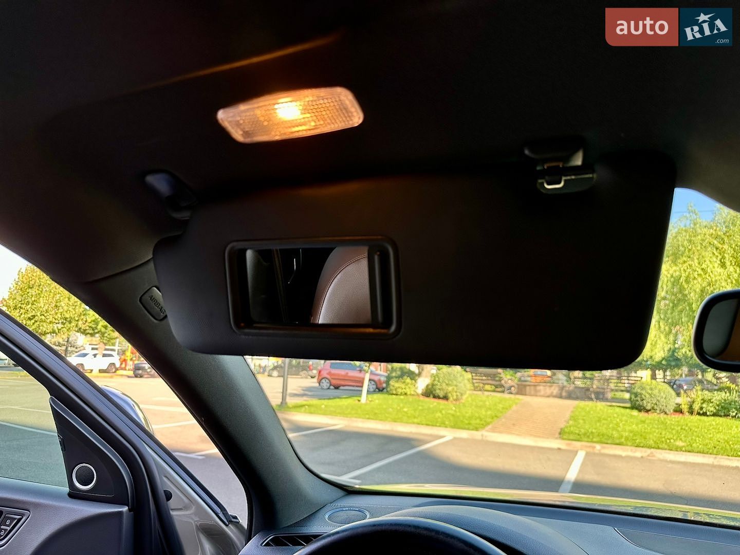 Audi Q5 2017 VIN WA1L2AFP3HA023404 фото оголошення 64 з 71