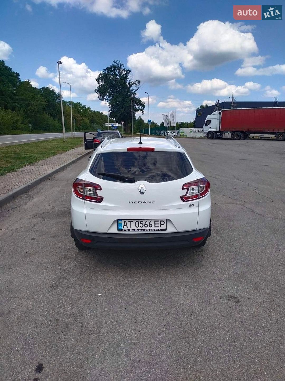 Renault Megane 2014 VIN VF1KZ100650594442 фото оголошення 10 з 13