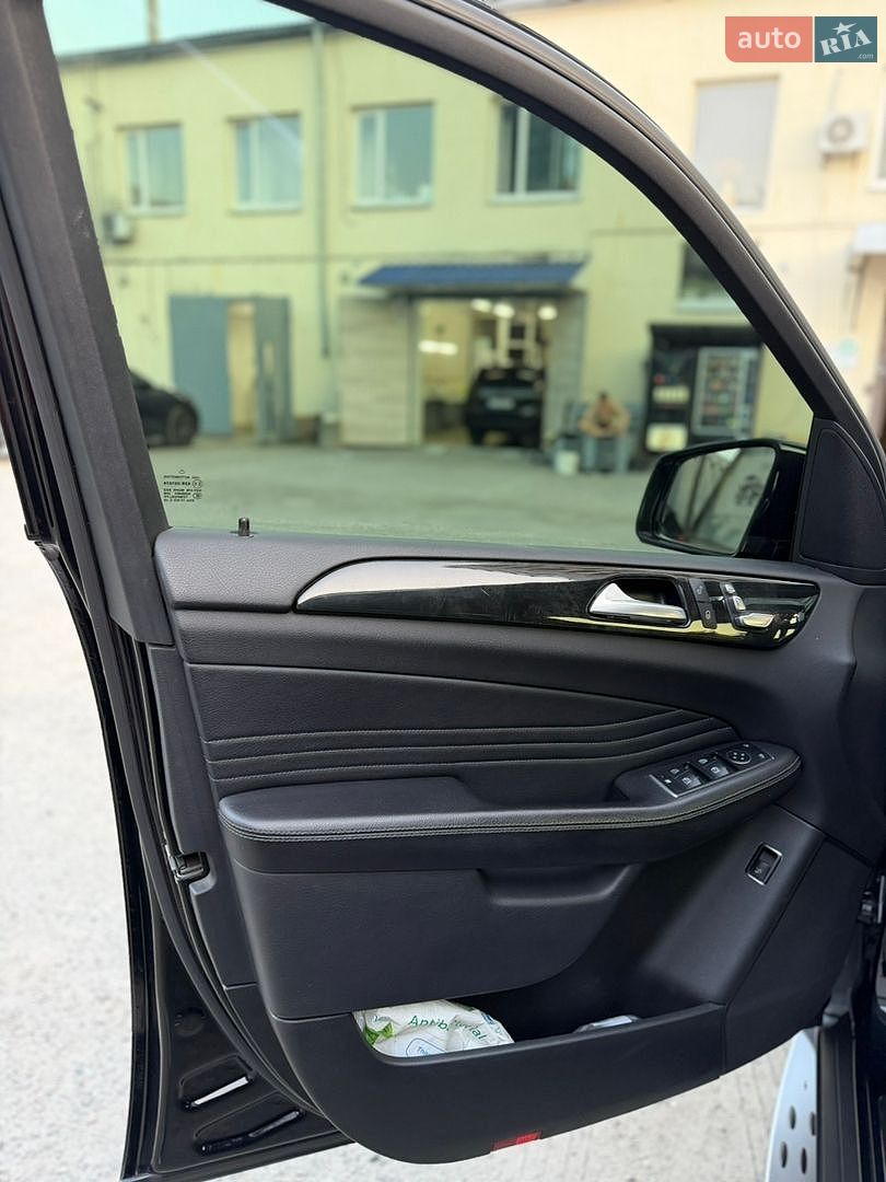 Mercedes-Benz GLE-Class 2017 VIN WDC1660041B055084 фото оголошення 13 з 21