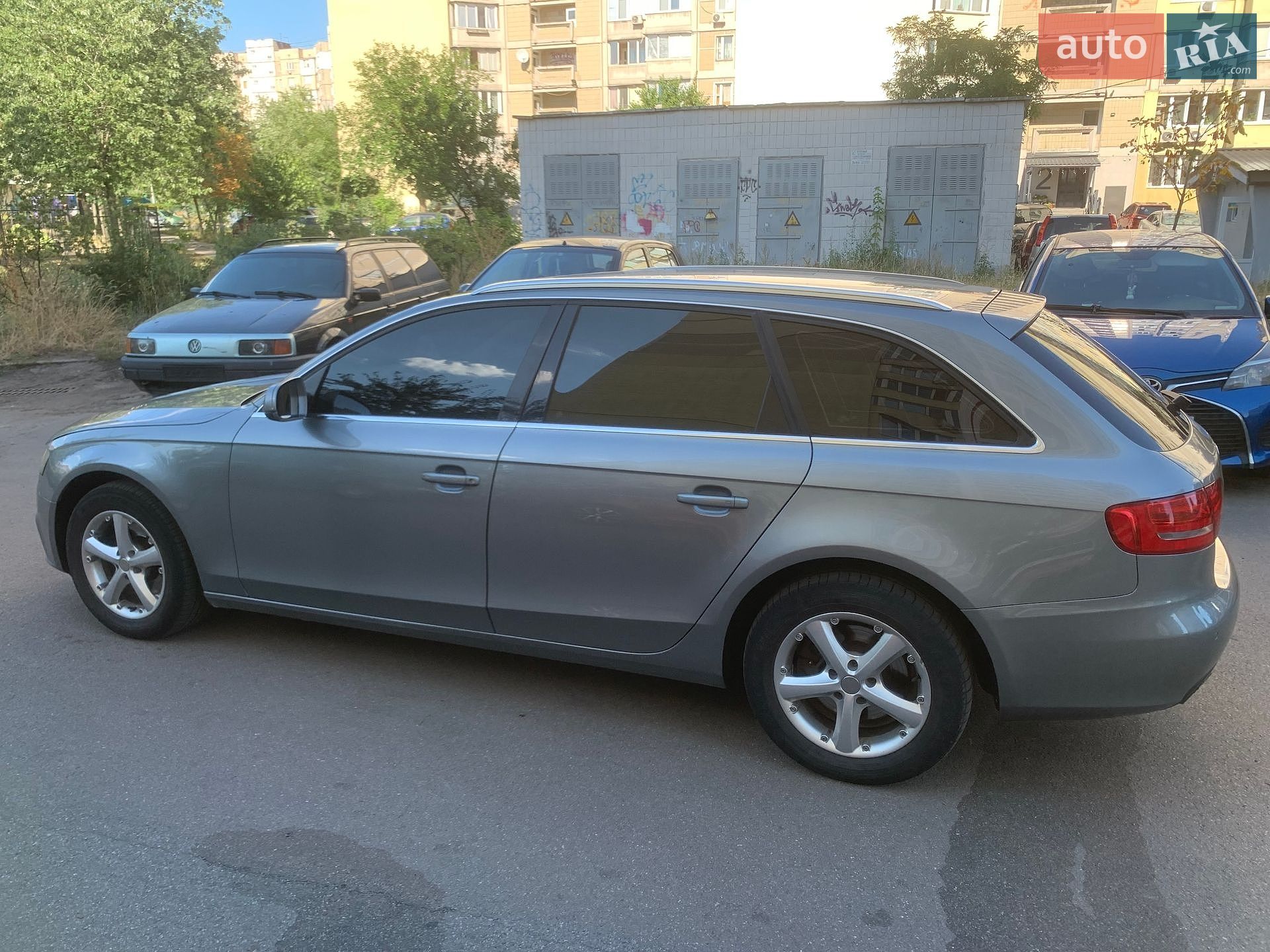 Audi A4 2009 VIN WAUZZZ8K0AA105153 фото оголошення 2 з 17