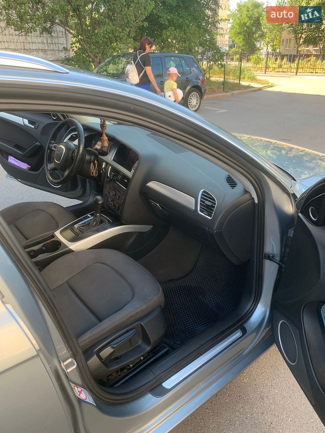 Audi A4 2009 VIN WAUZZZ8K0AA105153 фото оголошення 10 з 17