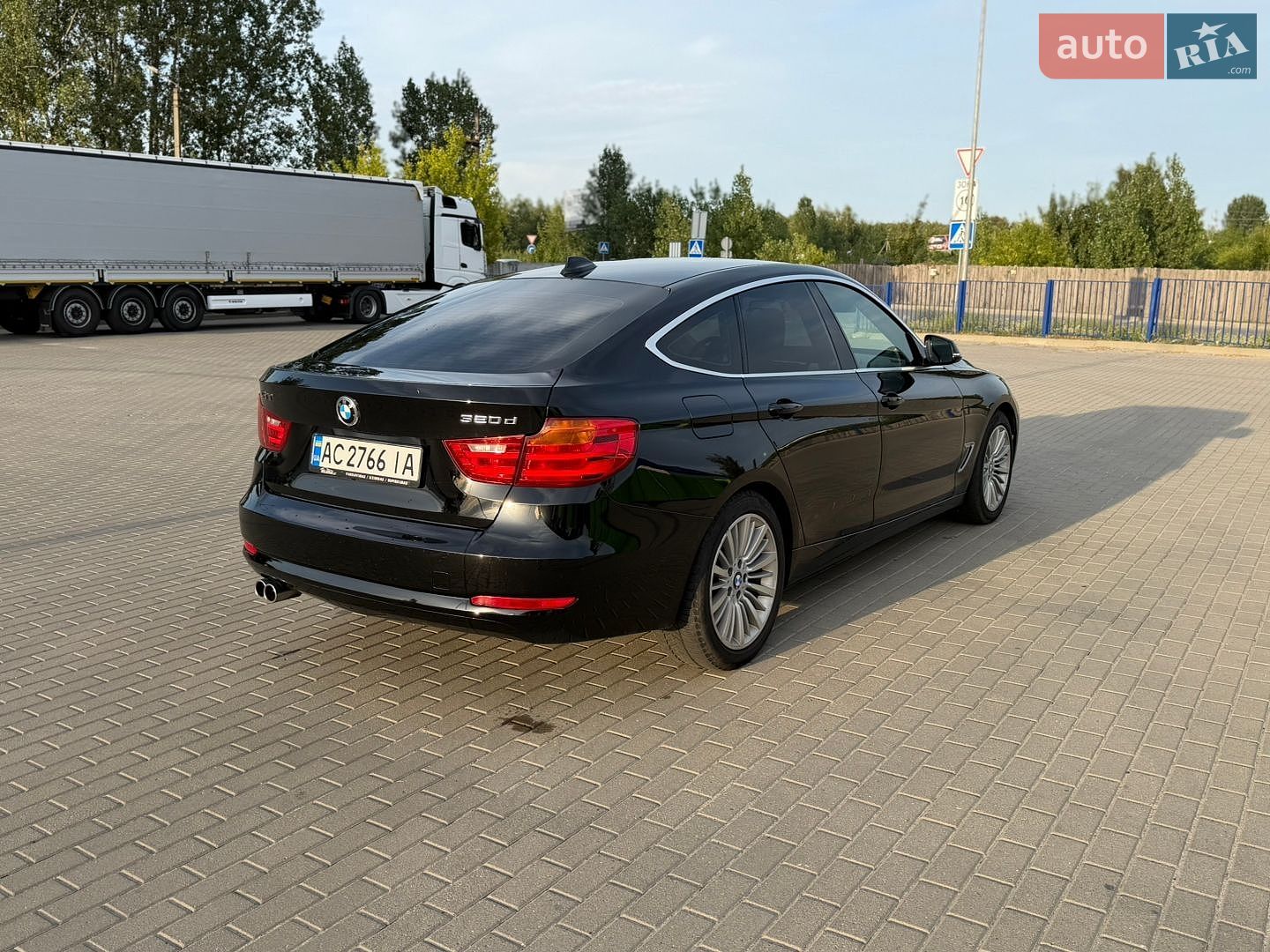 BMW 3 Series GT 2016 VIN WBA8Y7104GG715154 фото оголошення 18 з 22