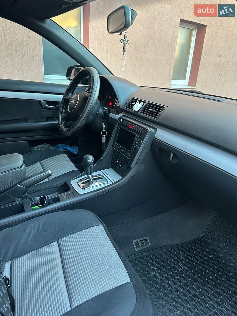 Audi A4 2004 VIN WAUZZZ8E35A022218 фото оголошення 2 з 11