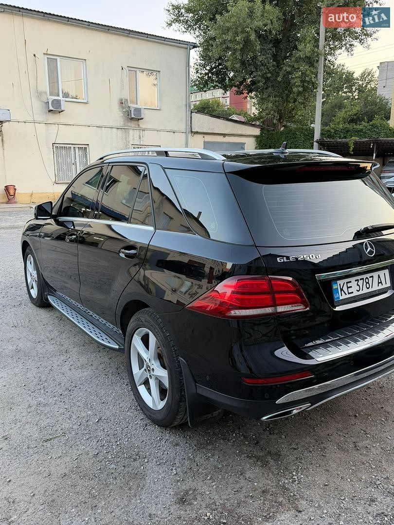 Mercedes-Benz GLE-Class 2017 VIN WDC1660041B055084 фото оголошення 4 з 21