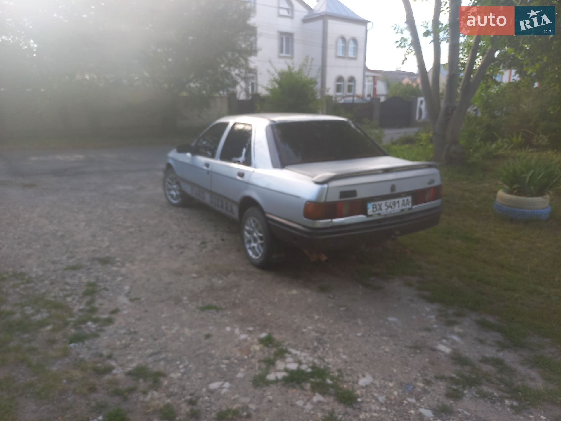 Ford Sierra 1989 VIN WF0FXXGBBFKB64665 фото оголошення 3 з 6