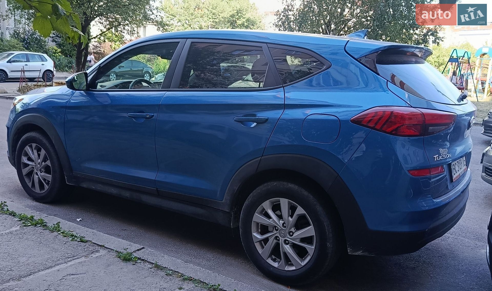 Hyundai Tucson 2019 VIN KM8J23A40LU146103 фото оголошення 4 з 19
