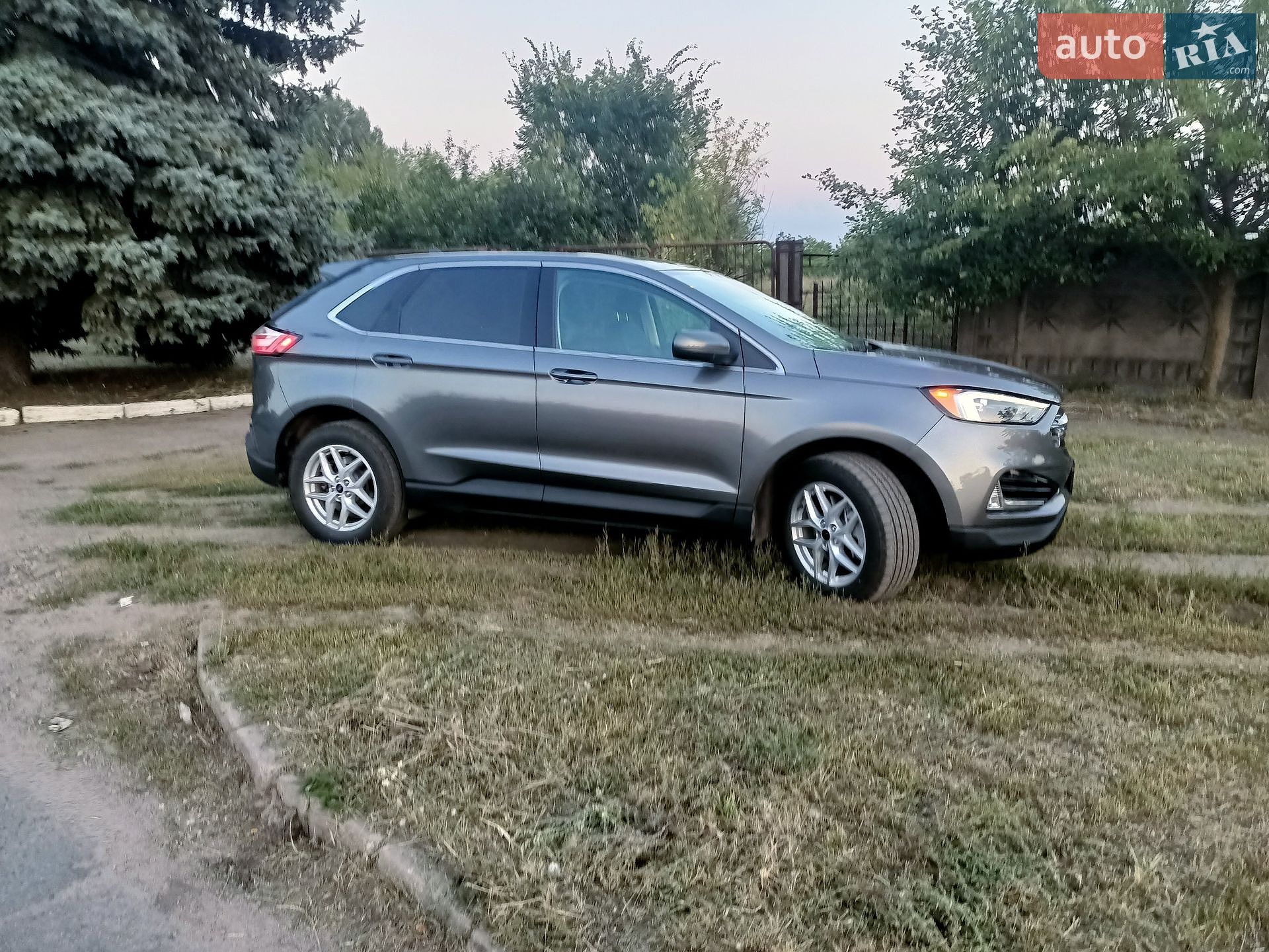 Ford Edge 2024 VIN 2FMPK4J99RBB04992 фото оголошення 3 з 56