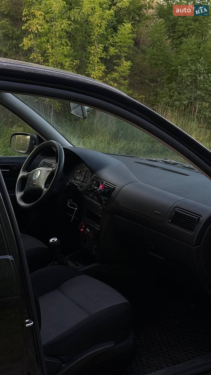 Volkswagen Golf 2002 VIN WVWZZZ1JZ2U403259 фото оголошення 7 з 7