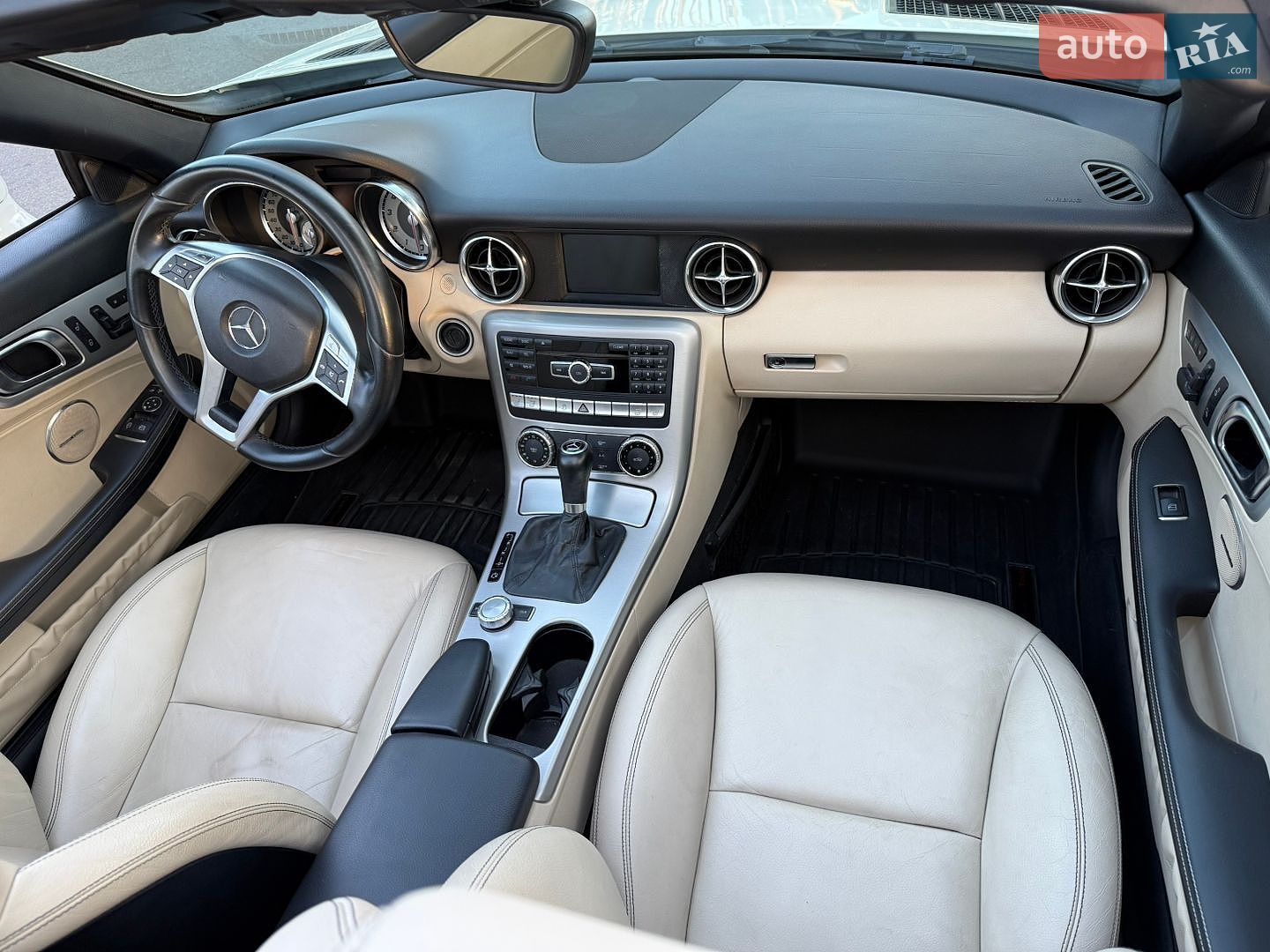 Mercedes-Benz SLK-Class 2012 VIN WDDPK4HA2DF050016 фото оголошення 8 з 35