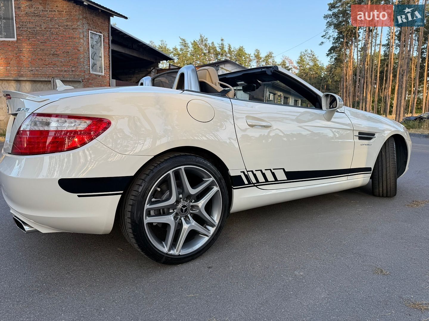 Mercedes-Benz SLK-Class 2012 VIN WDDPK4HA2DF050016 фото оголошення 6 з 35