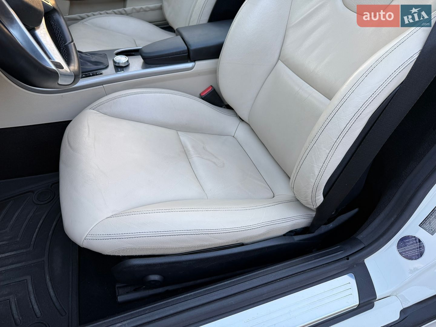 Mercedes-Benz SLK-Class 2012 VIN WDDPK4HA2DF050016 фото оголошення 14 з 35