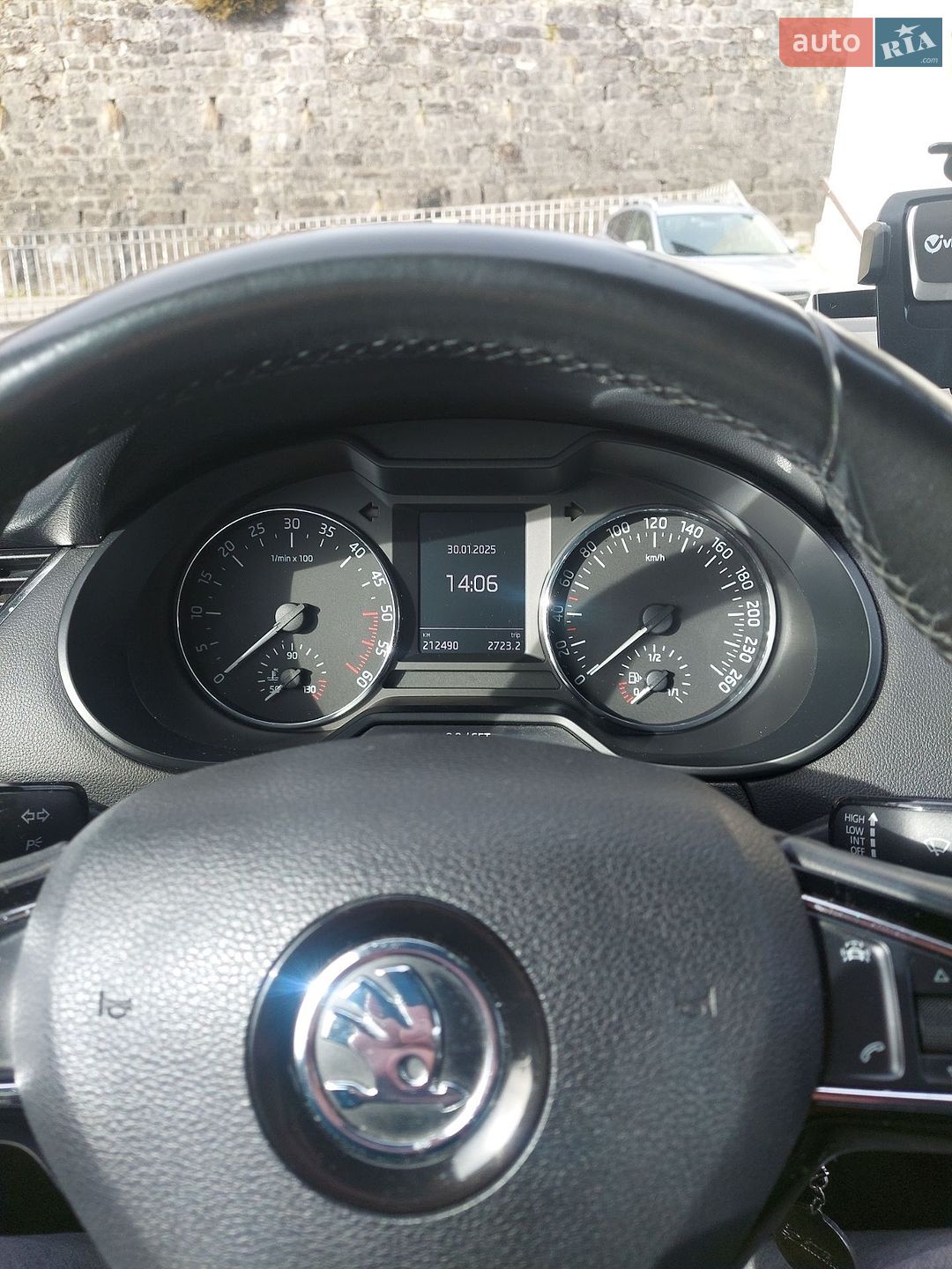 Skoda Octavia 2016 VIN TMBLK7NE8H0030590 фото оголошення 4 з 10